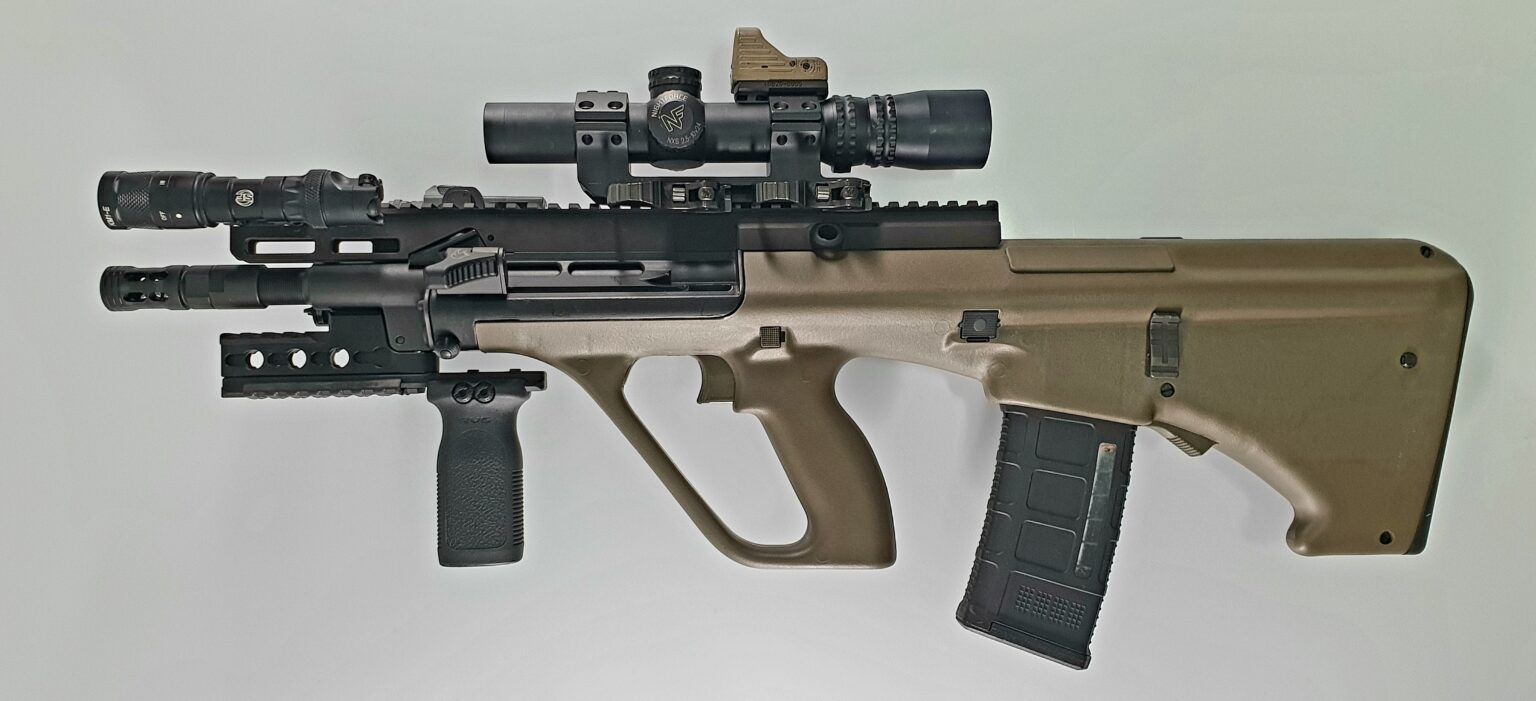 CORVUS DEFENSIO: New rail and handguard for AUG A3 M1/SE | SPARTANAT